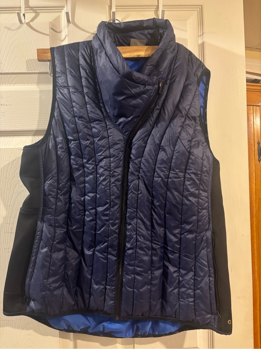 Women's Navy Quilted Lightweight Vest